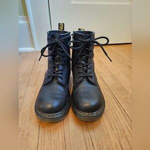 Dr. Marten's Softy T 1460 Black Leather Y2k Style Combat Boot, Big Girl 5, EU 37